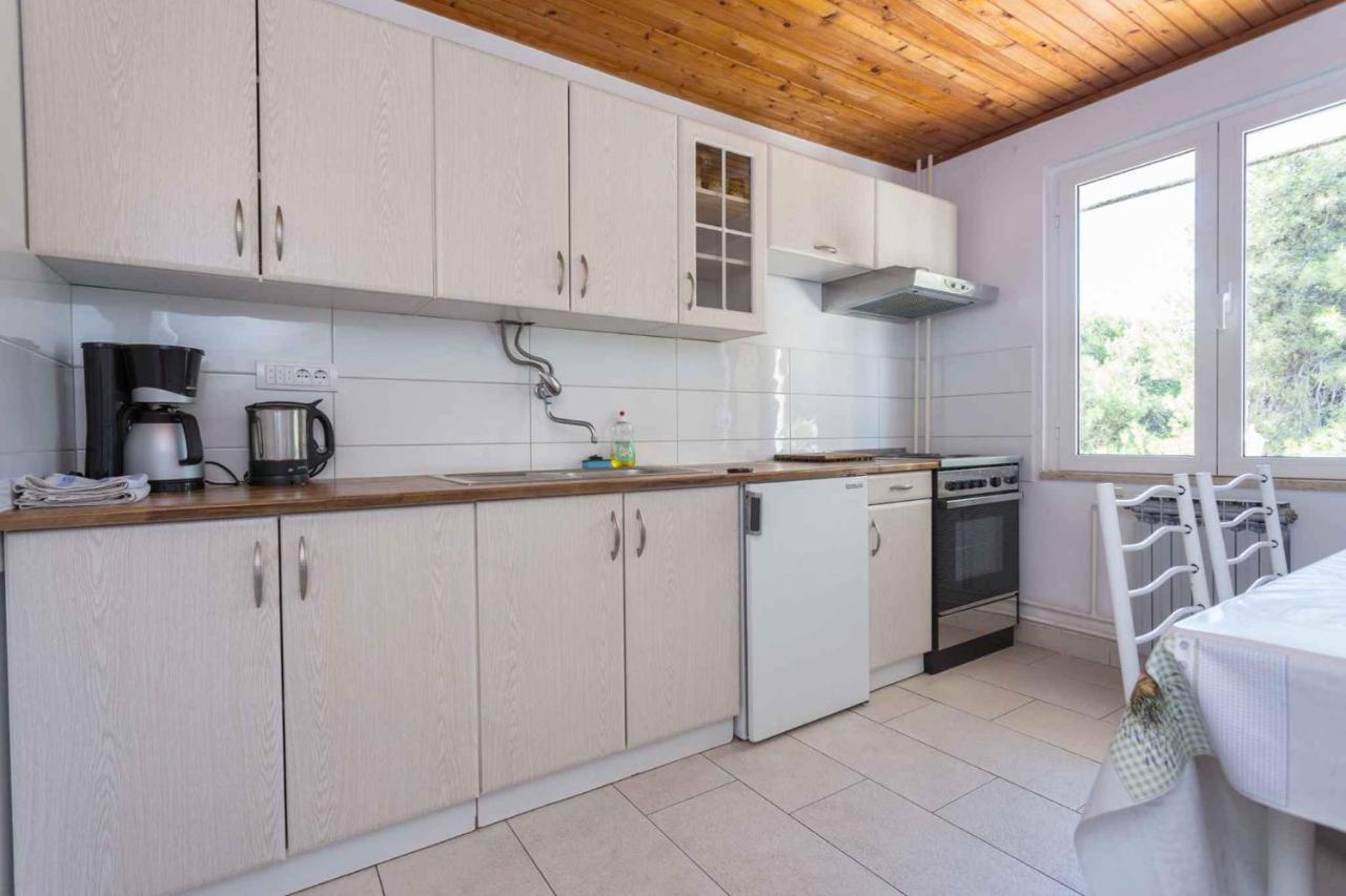 Mali Losinj Apartment 8 Eksteriør billede