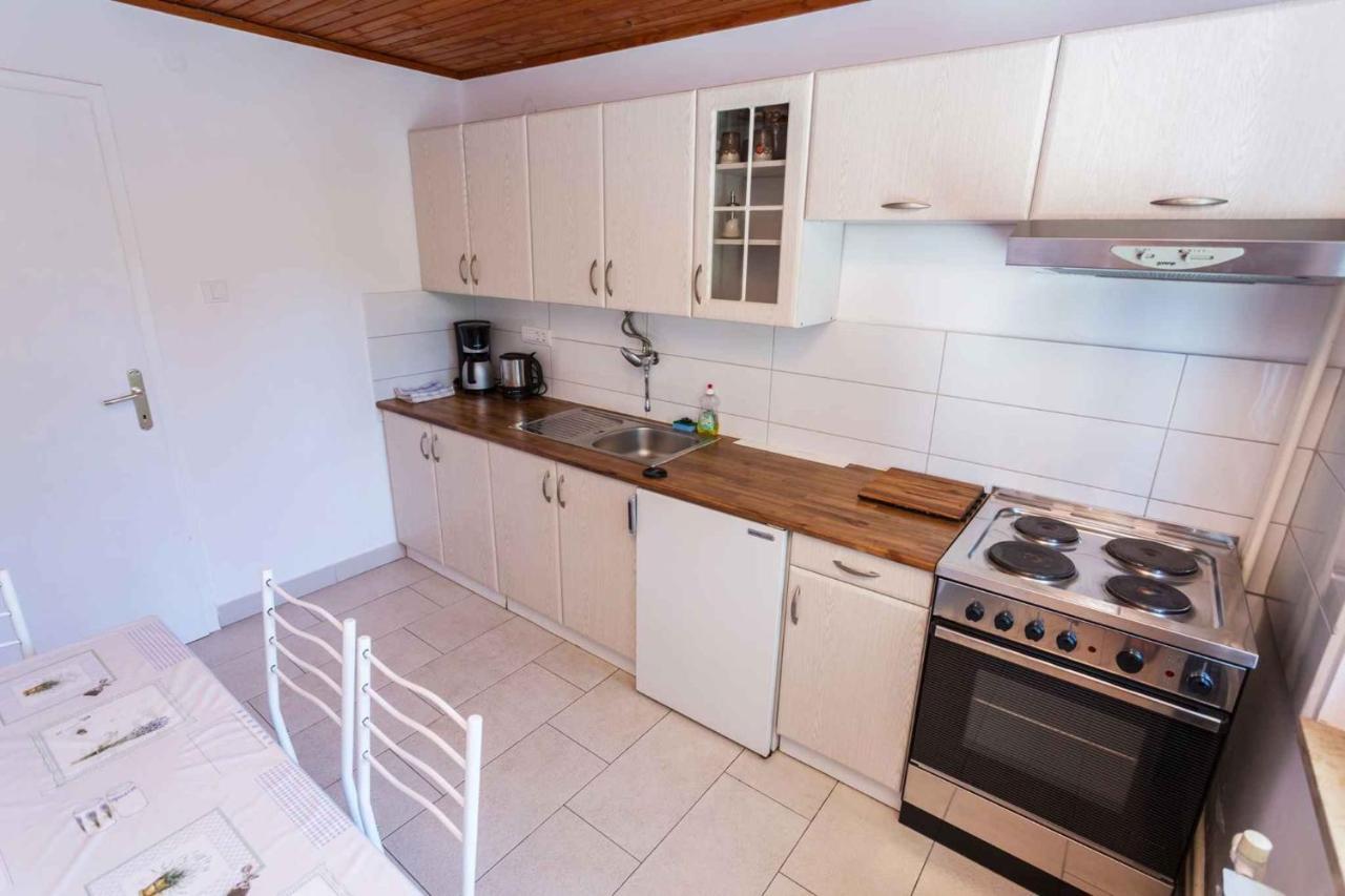 Mali Losinj Apartment 8 Eksteriør billede